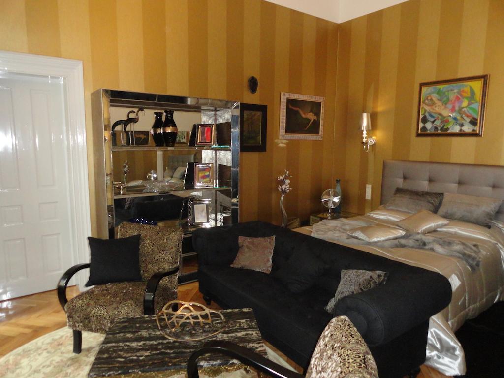 Boudoir Budapest Apartment Exterior foto