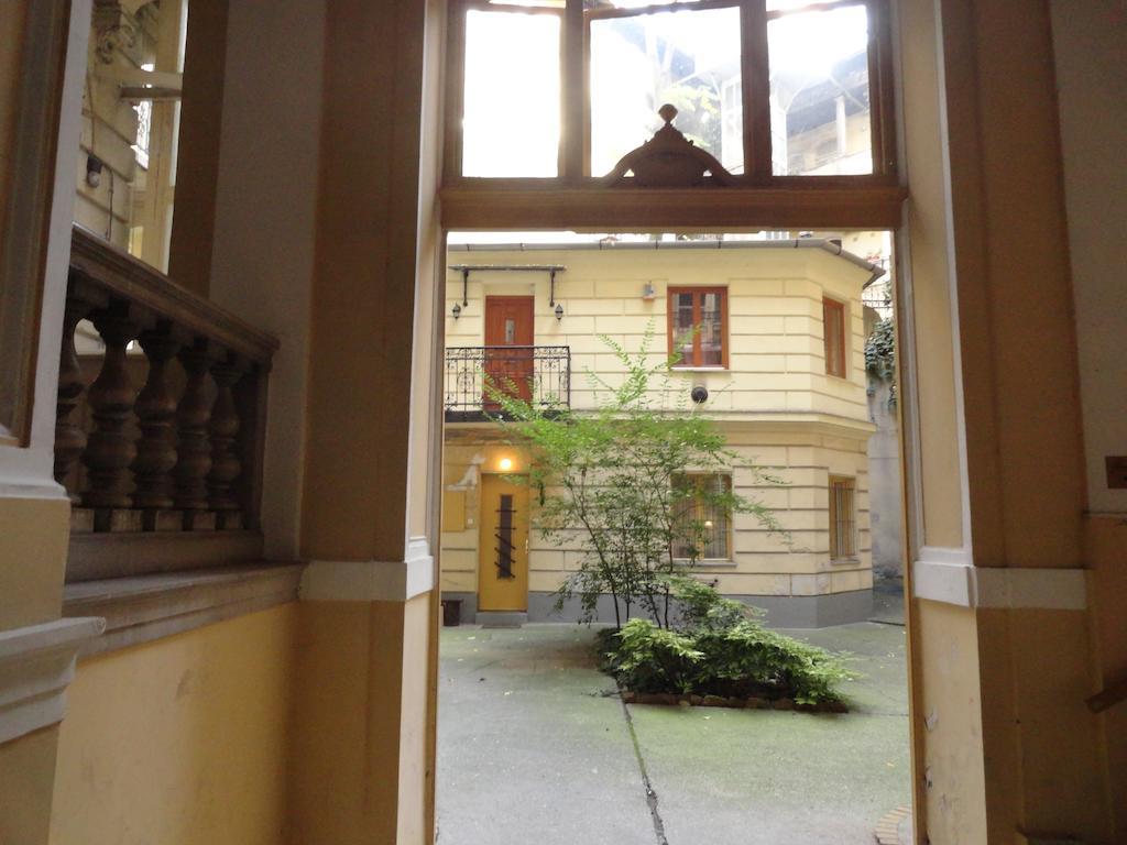 Boudoir Budapest Apartment Exterior foto